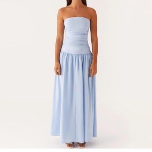 Elegant Light Blue Strapless Maxi Dress